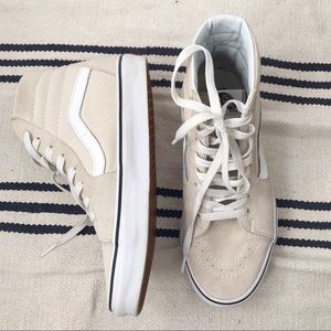 VANS Sk8 - Hi Top in Sand/ Tan